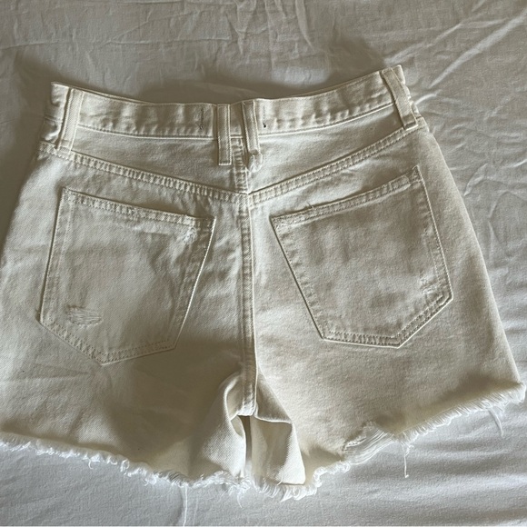 Free People White Bright Distressed Button Fly Raw Hem Denim Shorts Sz 27 NWT - Picture 3 of 13